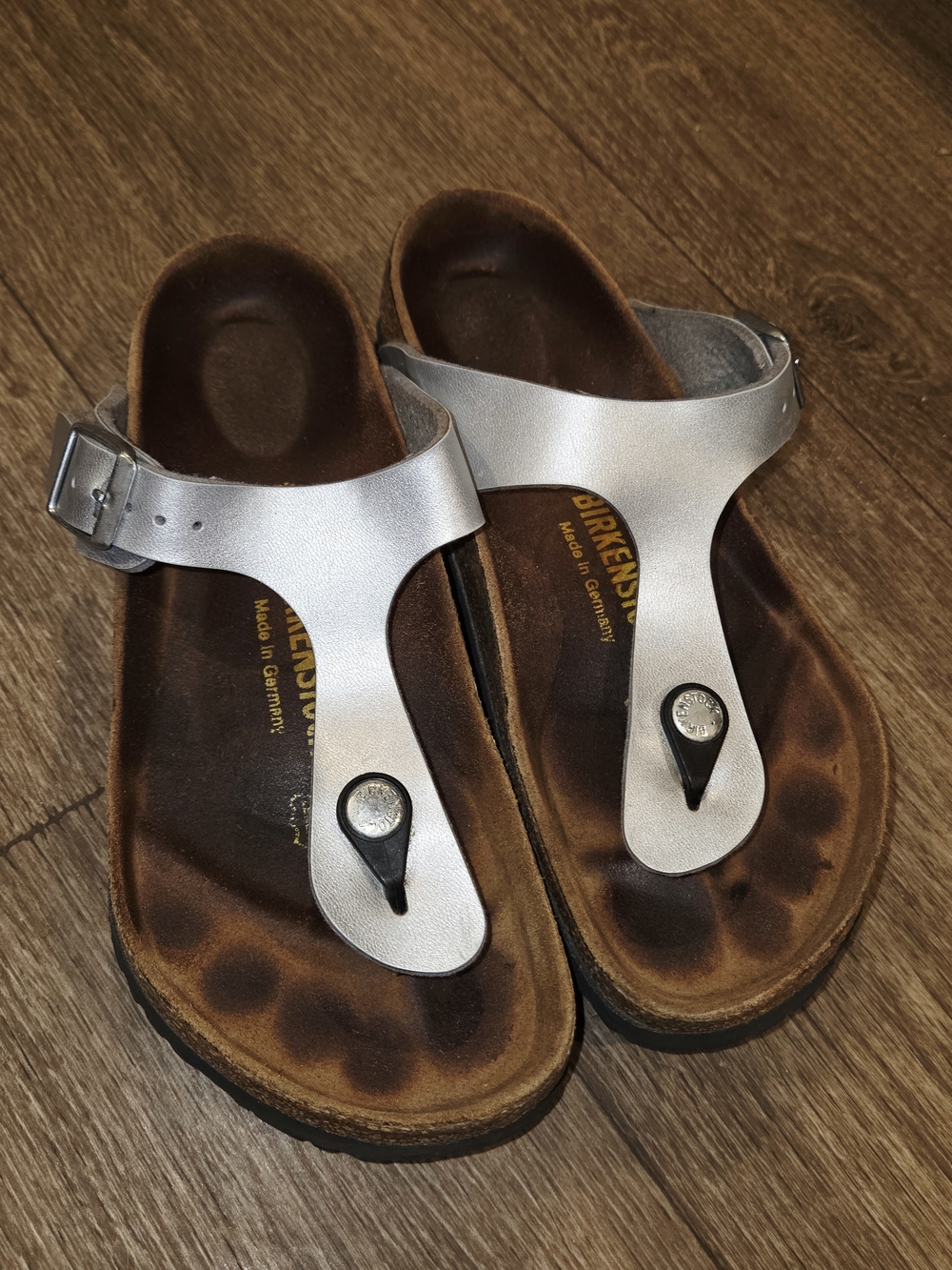 Birkenstock Silver Gizeh Thong Sandals